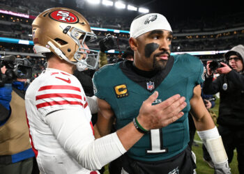 Eagles stunned by 49ers in NFL playoffs; Bills survive