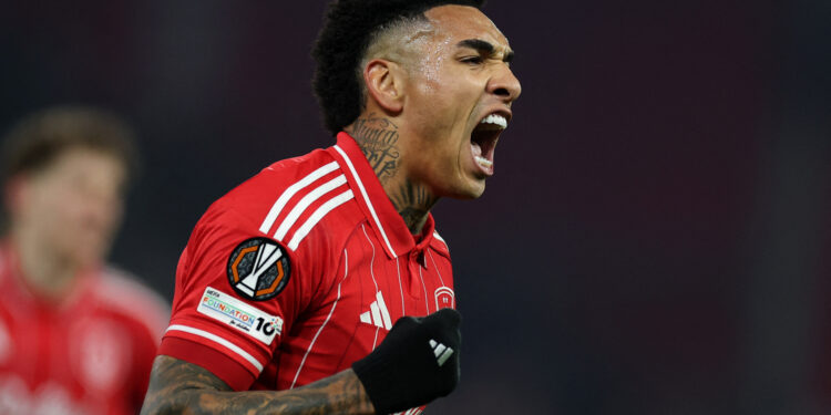 Forest head into Europa League play-offs as Villa win