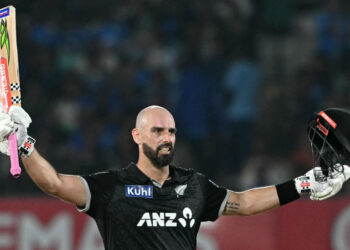 NZ beat India by seven wickets to level ODI series