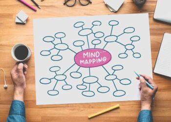 To flexibly organize thought, the brain makes use of space