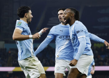 City sweep aside Newcastle for League Cup final berth