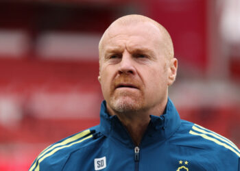 Dyche sacked by Forest after dismal Wolves draw