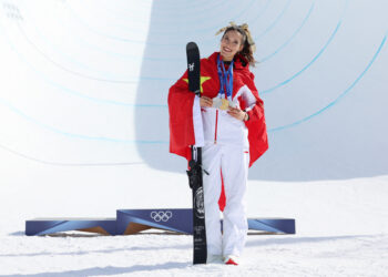 Eileen Gu defends Olympic freeski halfpipe title