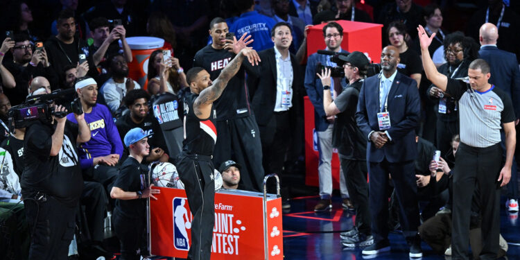 Injured Lillard wins NBA long-distance shootout