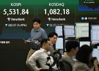 Asian equities in freefall over Mideast crisis