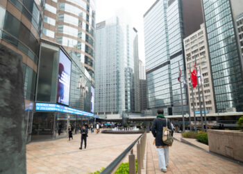 Asian stocks open higher as oil prices stabilise