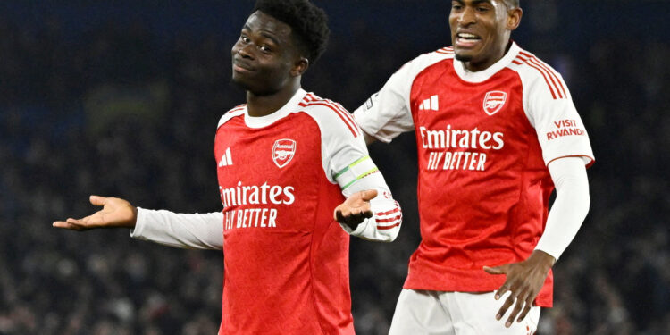 City falter as leaders Arsenal go seven points clear