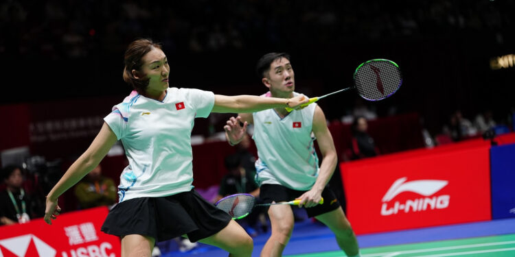 HK shuttlers make winning starts at All England Open