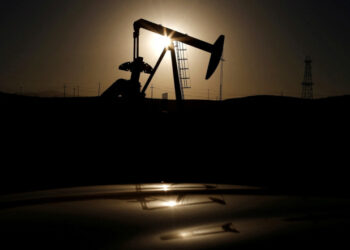IEA taps into record oil reserves