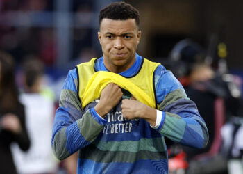 Real Madrid star Mbappe in Paris for treatment on knee