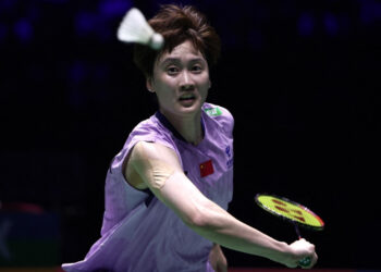 Two Chinese women shuttlers make All-England semis