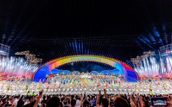 Theme Song of the Sanya 2026 Opening Ceremony, “See ya in Sanya”: The World Is Vast, the Horizon Is Near