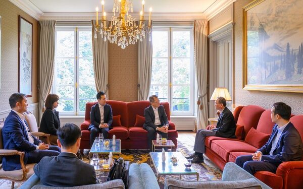 FS begins visit to Europe