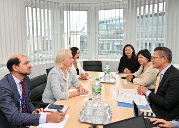 FS promotes HK in Brussels