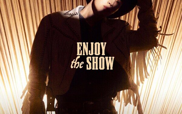 Henry Lau’s Single ENJOY THE SHOW Released Globally Alongside Official MV, Staging An Ultimate Audio-Visual Feast