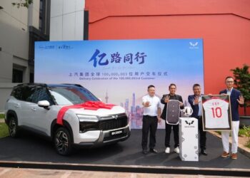 Wuling Delivers First Batch of EKSION in Indonesia as SAIC Group Reaches 100 Million Vehicle Deliveries Globally