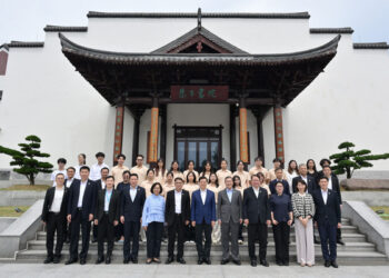 CE promotes HK in Fujian