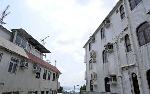 Camping, guesthouse guides issued