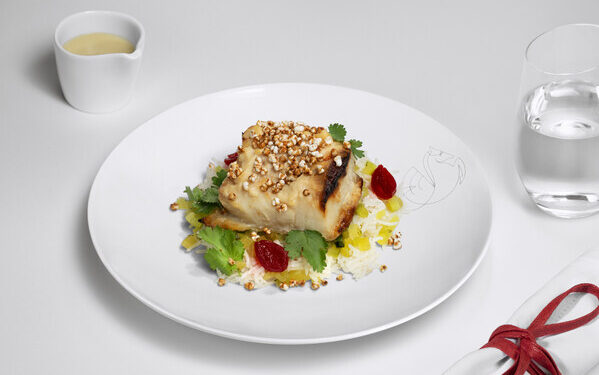 Air France renews exclusive partnership with Michelin-starred chef Julien Royer, offering new exceptional dishes in La Première and Business cabins