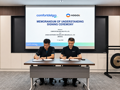 Global Drive: Chinese Autonomous Driving Giant MOGOX Partners with ComfortDelGro Bus to Redefine Global Smart Mobility Landscape