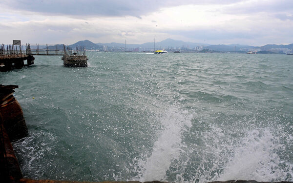 Tropical Cyclone Noul leaves HK