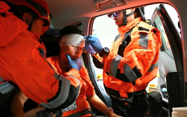 Huanggang Port drills quick response