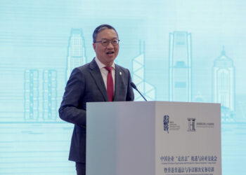 SJ leads delegation to Xinjiang