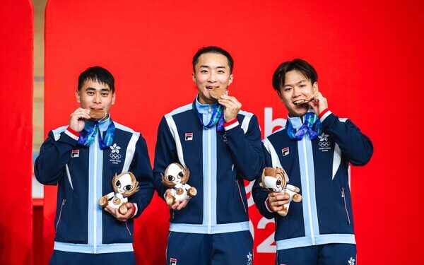 Cyclists claim historic bronze