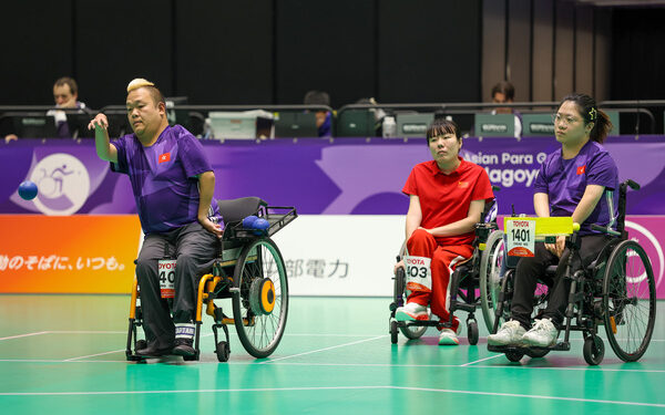 HK adds gold, silver, 3 bronze
