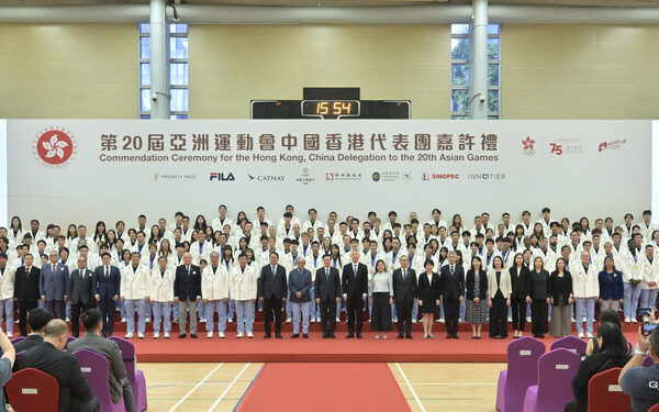 CE praises HK athletes